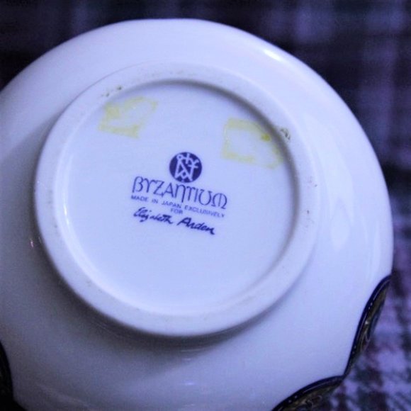 Elizabeth Arden Byzantium Trinket Box - Picture 2 of 2